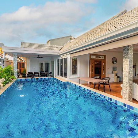 Gala Villa Pattaya Ngoại thất bức ảnh