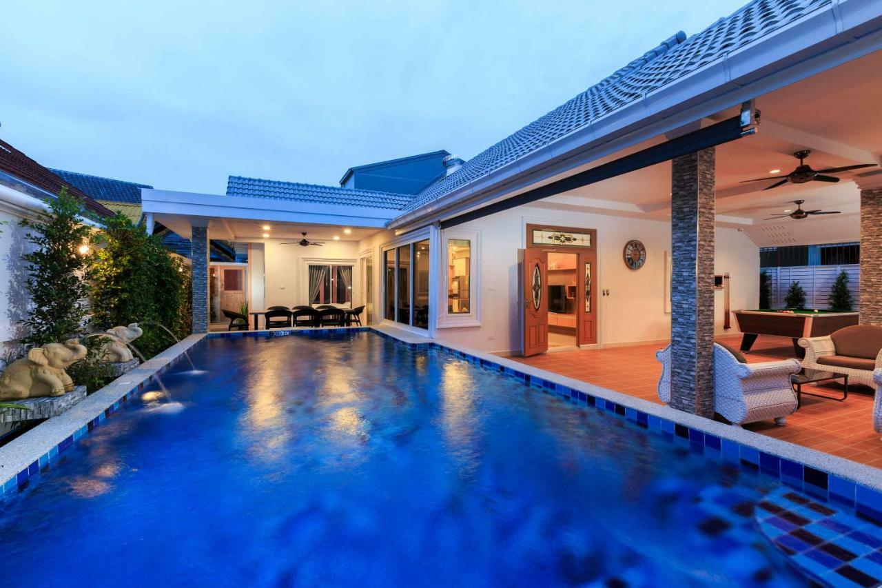 Gala Villa Pattaya Ngoại thất bức ảnh